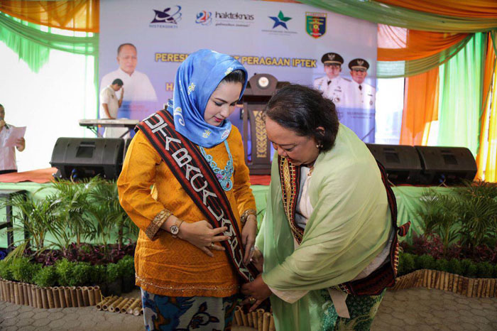 Yustin Ficardo Dikukuhkan Sebagai Duta Baca Provinsi Lampung