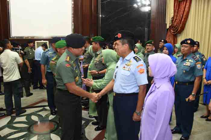 Sebanyak 13 Perwira Tinggi TNI Naik Pangkat
