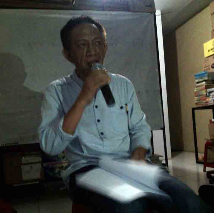 Sejumlah Penyair dan Aktivis Baca Puisi dalam Tasyakuran Lamban Sastra Isbedy Stiawan ZS