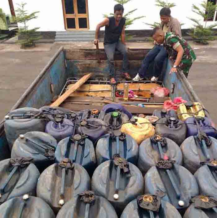 Korem 043 Gatam Amankan 12,2 Ribu Liter Minyak Mentah dan Bahan Oplosan Solar