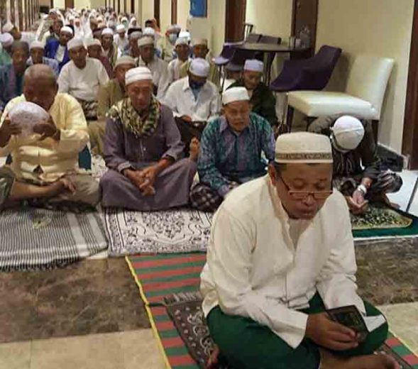 Jelang ke Madinah, Jamaah Haji Kloter 40 Lampung Gelar Yasinan