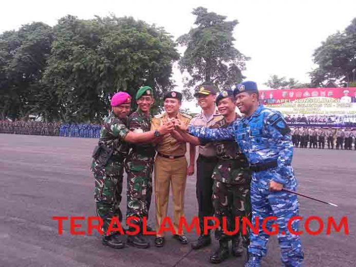 Sebanyak 1.400 Personel Gabungan Ikuti Apel Konsolidasi TNI-Polri di Lampung