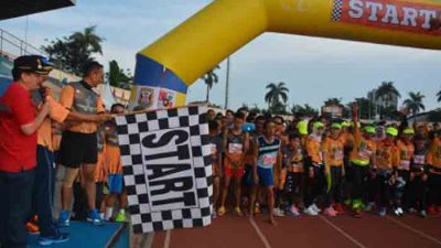 Danrem Garuda Hitam Lepas Peserta Jalan Sehat dan Lari 5 K