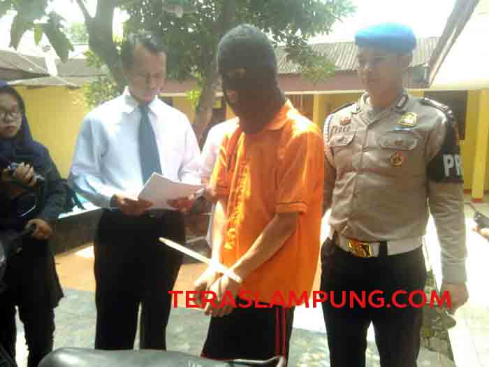 Perlu Ongkos Cari Pekerjaan, Nurhadi Nekat Curi Ponsel