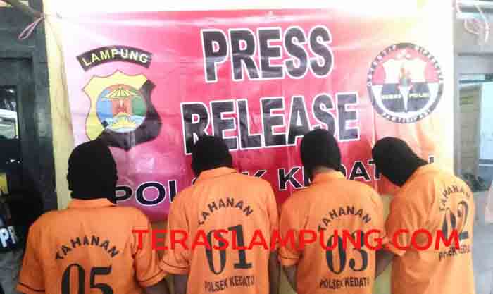 Penggerebekan Pesta Sabu di Jl Onta, Empat Tersangka Ditahan Polisi