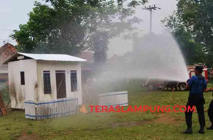 Simulasi, BPBD Lampura Dua Kali Gagal Padamkan Api