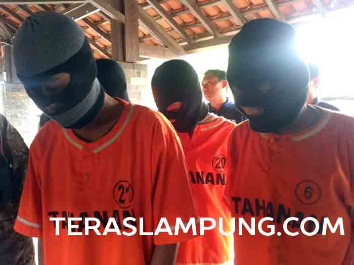 Video: Kakak Ipar Utang Narkoba, Adik Iparnya Dibunuh