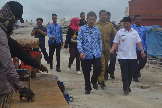 Walikota Herman HN Tinjau Pembangunan “Fly Over” Gajahmada