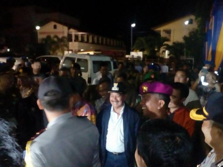 Malam Natal, Walikota Herman HN Turut Pantau Pengamanan Gereja