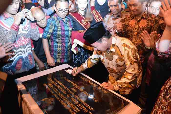 Herman HN Resmikan “Fly Over” Gajahmada-P. Antasari