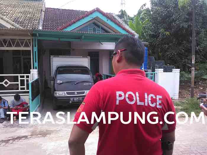 Polisi Periksa Rumah di Bumi Asri yang Dijadikan Pabrik Miras