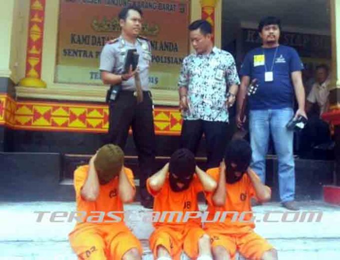Dua Anggota Komplotan Pembobol Sekolah Ditembak Polisi