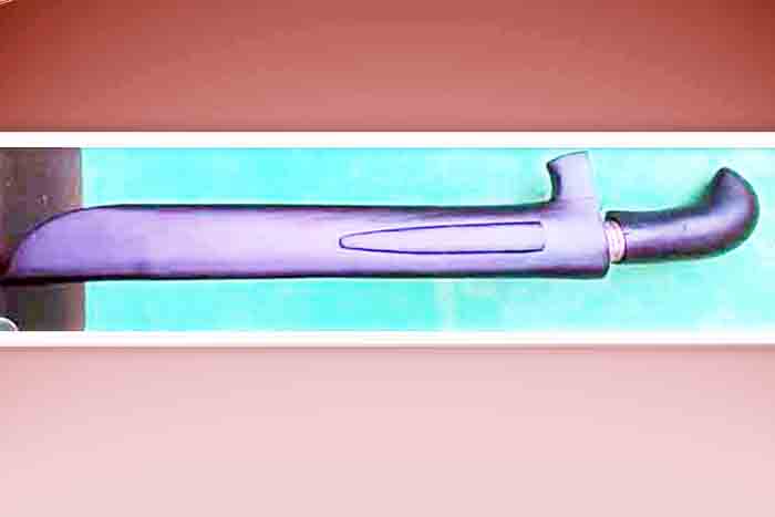 Mengenal Senjata Tradisional Golok Lampung