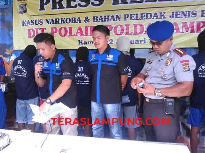 Dua Pengebom Ikan di Teluk Lampung Ditangkap Ditpolair Polda
