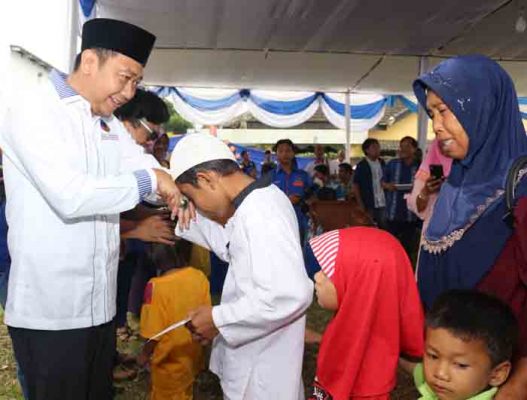 Jelang Pelantikan Pengurus, DPD Partai NasDem Lampura Adakan Sunat Gratis