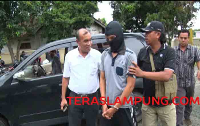 Tersangka Curanmor Dibekuk di Rumah Istri Mudanya