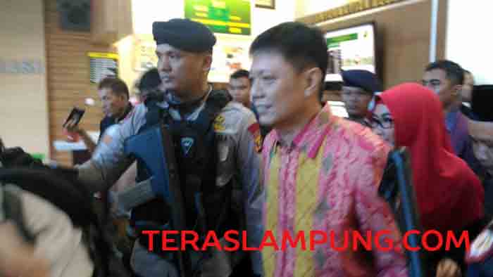 Sidang Gratifikasi APBD Tanggamus 2016: APBD 2016 Disahkan, Ketua Fraksi Dapat Jatah Rp 65 Juta