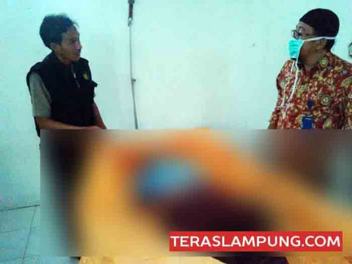 Ibu dan Anak Ini Dibunuh dengan Sadis saat Panen Padi di Sawahnya