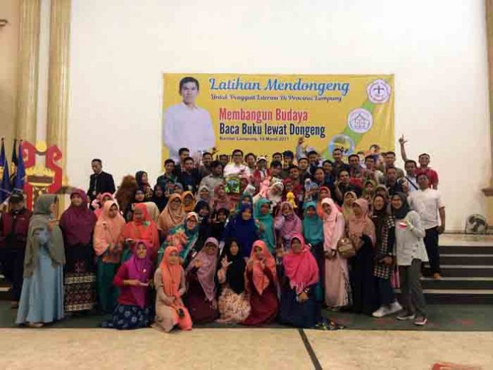 Politikus PKS Ade Utami Ibnu Gelar Pelatihan Mendongeng