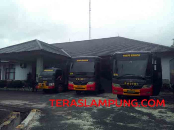 Diancam karena Berita, Kantor Lampung Post Dijaga Ratusan Personel Brimob