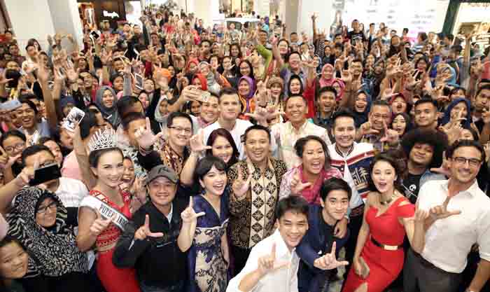 Ini Alasan Gubernur Ridho Antusias Dukung Film “Trinity, The Nekad Traveler”