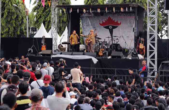 Iwan Fals Didaulat Jadi Warga Kehormatan Lampung