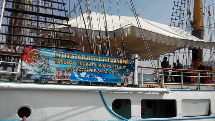 Sandar di Pelabuhan Panjang, Anak-Anak Lampung Bisa Saksikan Hingga Minggu Sore