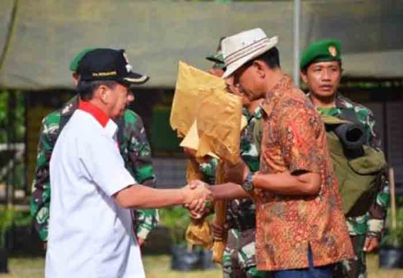 Walikota Herman HN Buka TMMD 2017 di Lapangan Batuputu