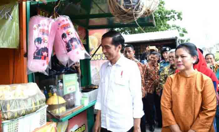 Soal Teras Cihampelas, Jokowi: Ini Bentuk Penghargaan terhadap PKL