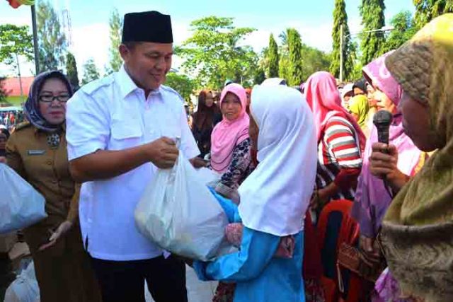 Selama Ramadan, Pemkab Lamteng Gelar Pasar Murah