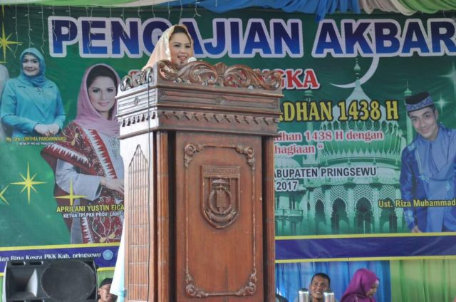 Yustin Galakkan Gerakan Minum Susu di Kabupaten Pringsewu