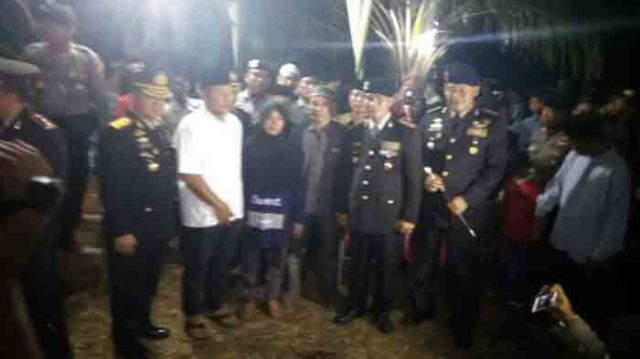 Wakapolda Lampung Pimpin Upacara Pemakaman Briptu Ridho Setiawan