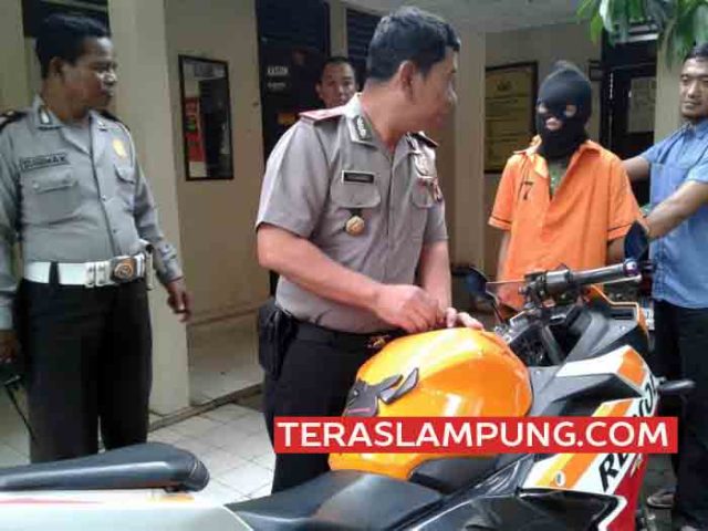 Warga Lamteng Diringkus Polisi saat Bawa Honda CBR Curian