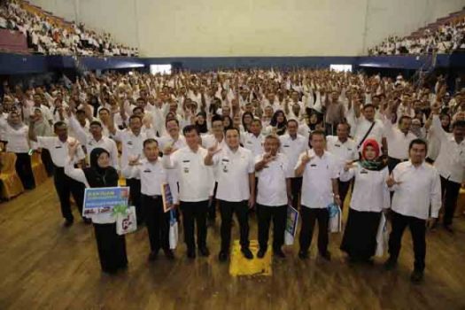 Gubernur Ridho Apresiasi Petugas Lapangan Pertanian