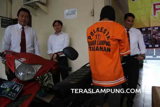 Terjebak Macet, Penjambret Tas Ini Dibekuk Polisi