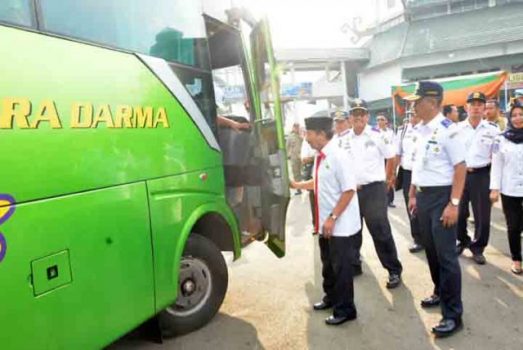 Cek Pelayanan Pemudik, Herman HN Tinjau Terminal Rajabasa