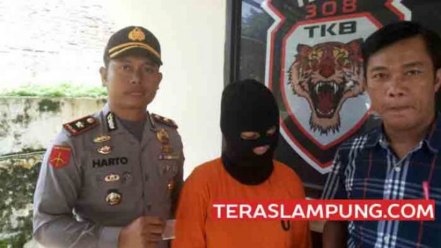 Stres Nafkahi Tiga Anak, Ibu Muda Ini Nekat Jadi Pengedar Sabu-Sabu