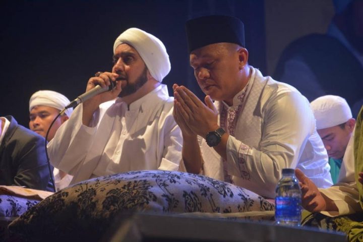 Puluhan Ribu Hadiri Nusantara Bershalawat