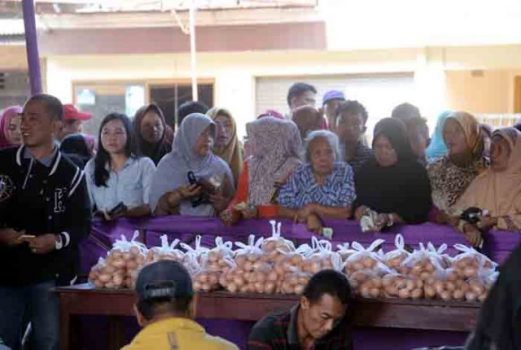 Pemprov Lampung Gelar Pasar Murah di Natar