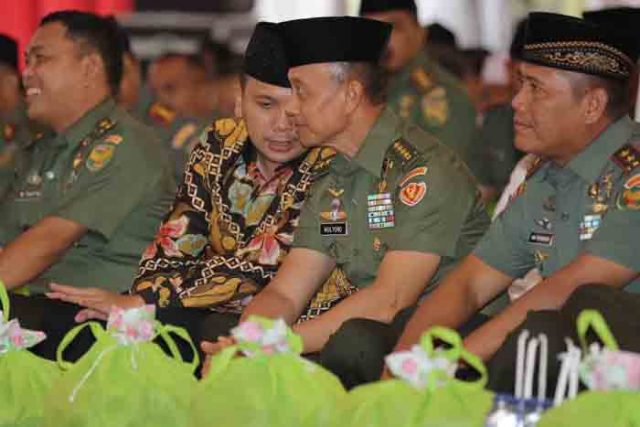 Gubernur Ridho Hadiri Safari Ramadan Bersama Kasad