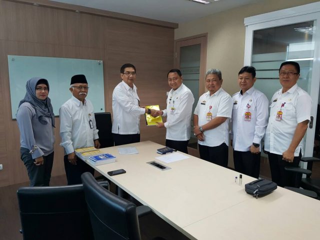 Bupati Agung Ajukan Usulan Bantuan Rumah Swadaya ke Kementerian PU PR