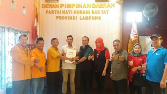 Pilgub Lampung, Ananda Tohpati Ambil Berkas Pendafaran di Hanura