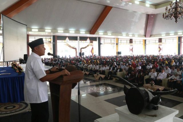 Insentif 4.353 Guru Honor di Lamteng Naik 100 Persen