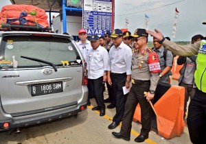 Menhub: H-1 Idul Fitri Arus Mudik di Tol Jateng Lancar