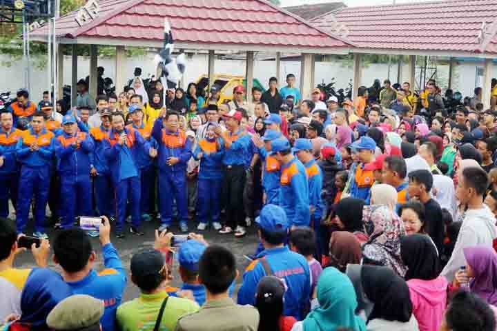 Ribuan Warga Meriahkan Jalan Sehat Peringatan HUT ke-71 Lampung Utara
