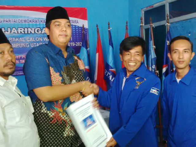 Pilbup Lampura, Arizo Fhasha Kembalikan Berkas ke Partai Demokrat