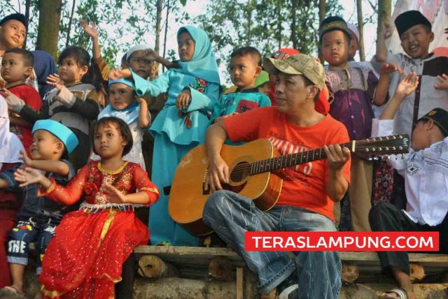Bangun Taman Baca Anak-anak, Kosela Butuh Sumbangan Buku