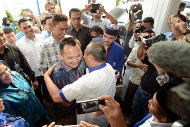 Pilgub Lampung, Ridho Ficardo Disambut Hangat Saat Kembalikan Berkas di PAN