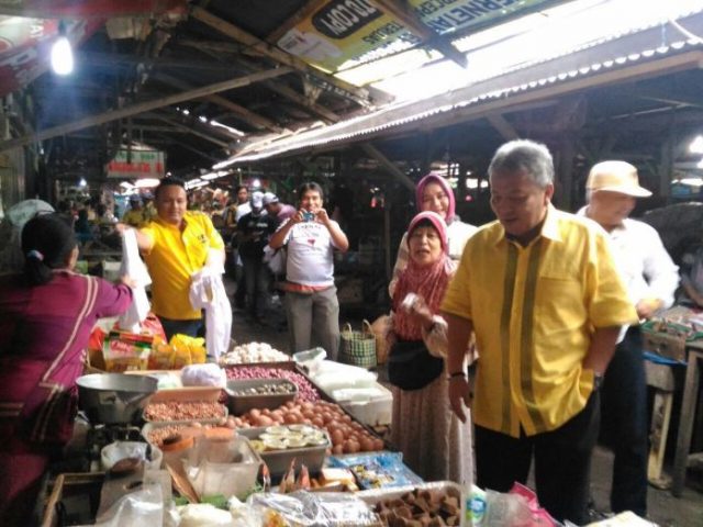 Kunjungi Pasar, Arinal Djunaidi Serap Aspirasi untuk Bangun Ekonomi