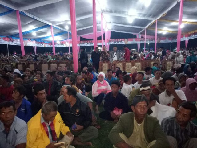 Lakon Sugriwa Subali diangkat Dalang Ki Entus Susmono saat sosialisasi Arinal di Tubabar